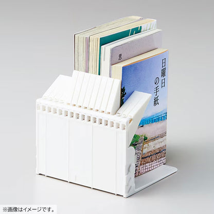 1冊でも倒れないブックスタンド Medium 全2色 リヒトラブ《LIHIT LAB》 A3579-0/24